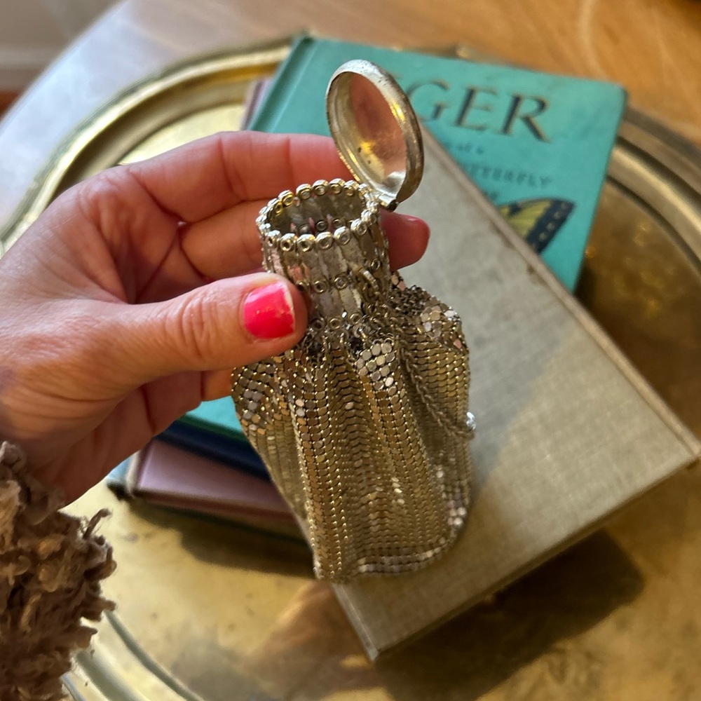1930s Deco Metal Mesh Bag - Picture 6 of 12